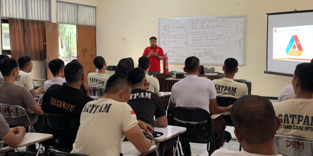 Pelatihan Berkala Pada Tenaga Keamanan